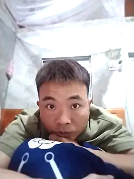 boy-pho- online show from March 2026 12:05:01 PM