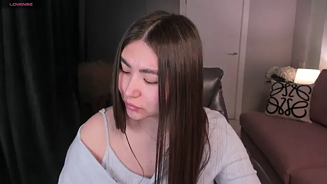 IceIcebabe  online show from April 2026 01:02:02 AM