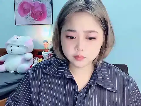 Nhanlu009 online show from May 2026 12:33:02 PM