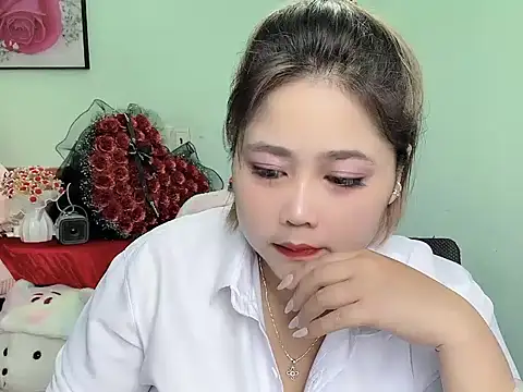 Nhanlu009 online show from April 2026 09:49:01 AM