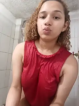 AvigraceVIP online show from April 2026 04:46:02 PM