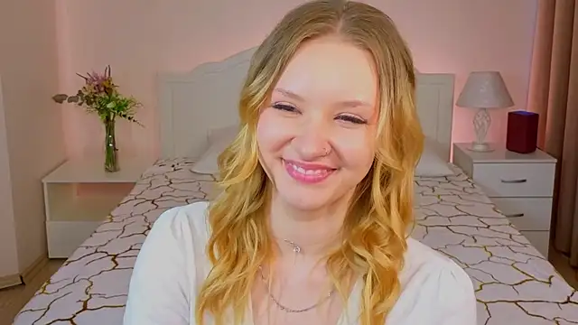 StaceyyJones online show from May 2026 12:30:01 PM