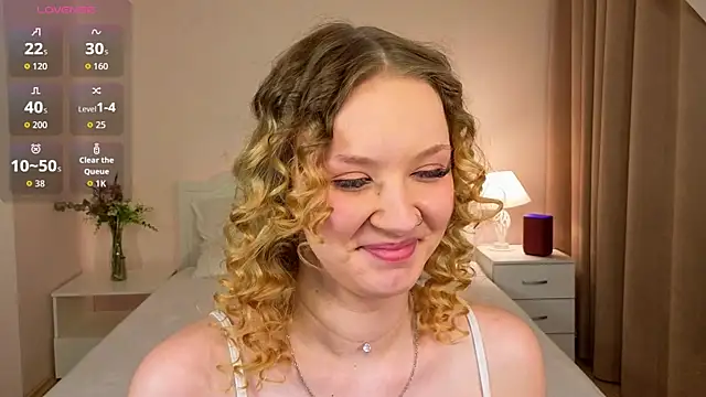 StaceyyJones online show from May 2026 02:45:01 PM
