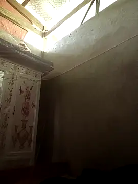 Snapshot of -Tiduta- chatting on April 2026 05:31:01 AM -Tiduta- online show from April 2026 05:31:01 AM