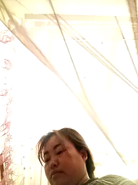 Snapshot of -Tiduta- chatting on April 2026 05:31:02 AM -Tiduta- online show from April 2026 05:31:02 AM