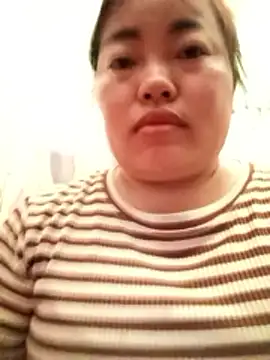 Snapshot of -Tiduta- chatting on March 2026 04:58:02 AM -Tiduta- online show from March 2026 04:58:02 AM