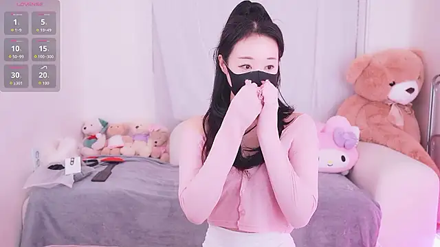 Snapshot of sexyjoy95 chatting on May 2026 10:38:02 AM sexyjoy95 online show from May 2026 10:38:02 AM