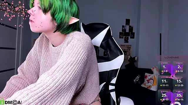 LittleKittenStar online show from April 2026 06:30:01 AM