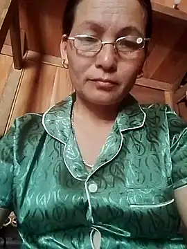 Lliygy online show from May 2026 02:52:01 AM
