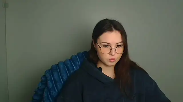 Nika nik a online show from March 2026 06:14:02 AM