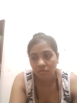 LovelyRenu online show from March 2026 02:18:01 PM