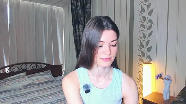 JulissaLipoma online show from July 2026 07:30:02 AM