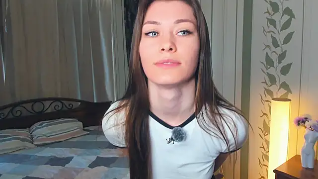 JulissaLipoma online show from May 2026 07:24:01 AM