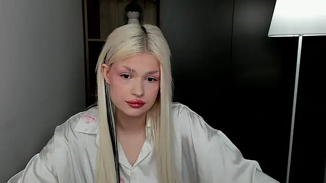 KyokoDelduca online show from March 2026 04:01:02 AM