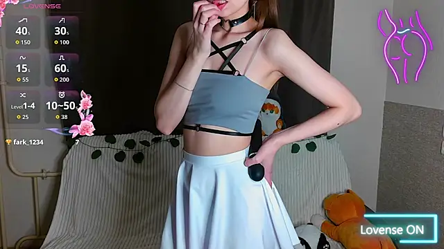 Emily Nelsonn online show from April 2026 03:08:01 PM