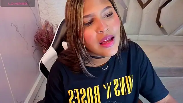 naomitp online show from June 2026 01:00:02 PM