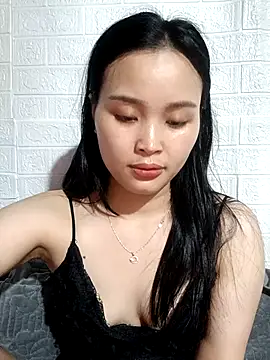 Akile80 online show from March 2026 03:12:01 PM