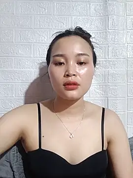 Akile80 online show from May 2026 07:06:01 AM