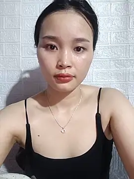 Akile80 online show from June 2026 02:39:01 AM