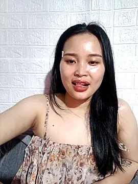 Akile80 online show from April 2026 02:35:01 PM