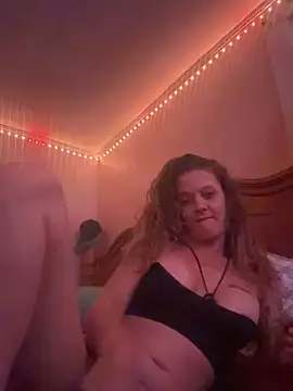 MaKeItWeT4200 online show from June 2026 04:33:01 AM