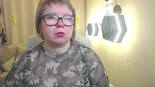 BonnnyBoobsy online show from April 2026 05:55:01 AM