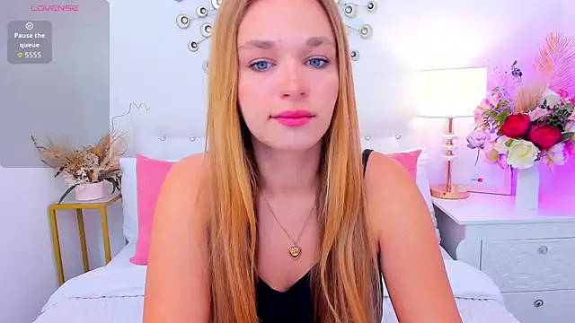 YangLola online show from June 2026 05:19:01 AM