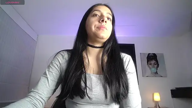 Melannyy V online show from May 2026 11:49:02 AM