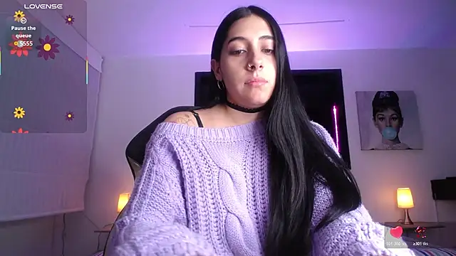 Melannyy V online show from April 2026 09:19:01 PM