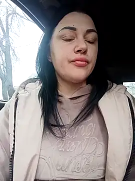 Elsie-Nora online show from March 2026 07:54:01 AM