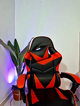 Megan hugeboobs online show from May 2026 01:14:01 PM