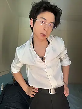 kissbaby-111 online show from April 2026 03:25:02 AM