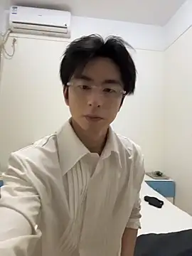 kissbaby-111 online show from June 2026 04:51:02 PM