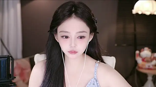 Anne-w online show from May 2026 09:31:02 AM