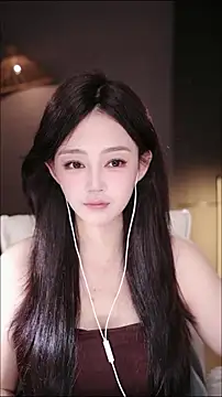 Anne-w online show from April 2026 08:48:01 AM