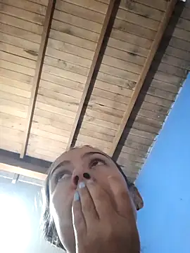 Isabelmotta  online show from April 2026 04:11:02 PM