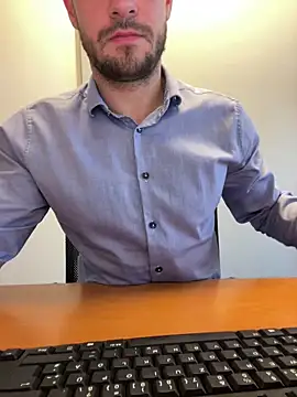 musclex777 online show from March 2026 03:57:02 PM