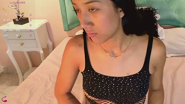 ninaBravu online show from April 2026 12:51:02 PM