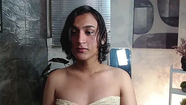 Zoee Kiss  online show from March 2026 09:05:02 PM
