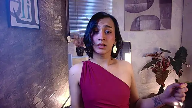 Zoee Kiss  online show from April 2026 10:05:02 PM