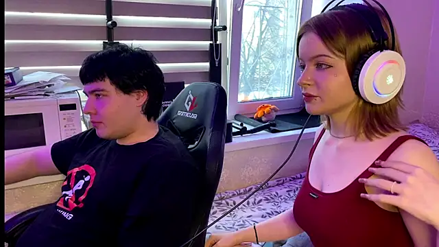 LaslyTilly online show from March 2026 11:34:02 AM