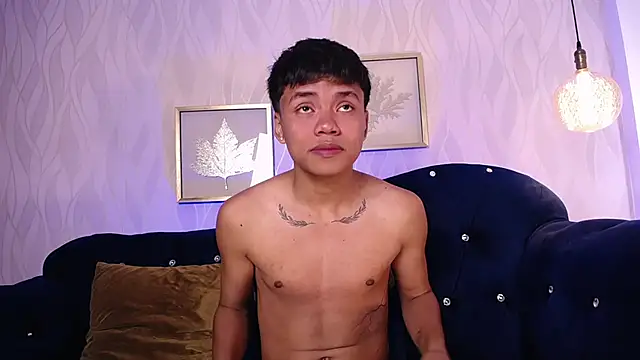 thiagosterling online show from April 2026 07:07:02 PM