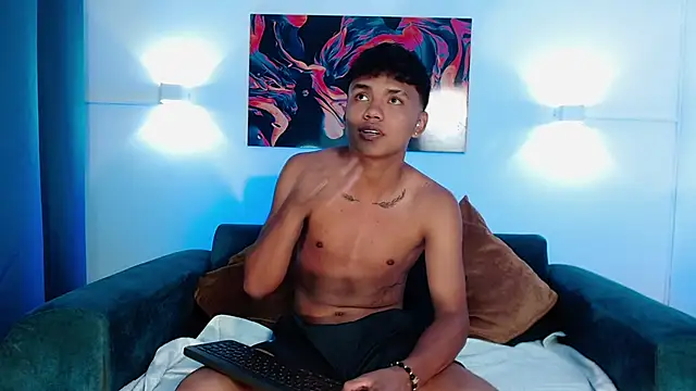 thiagosterling online show from March 2026 11:38:01 PM