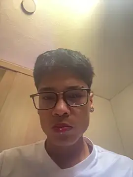 ronald maximo19 online show from March 2026 03:57:02 PM