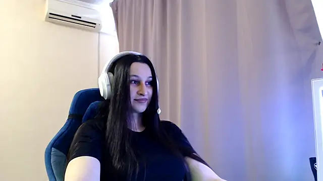 RiffedEye online show from April 2026 02:07:01 PM