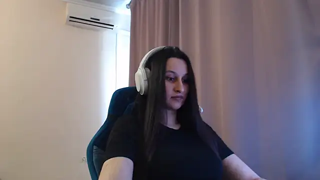 RiffedEye online show from April 2026 02:11:01 PM