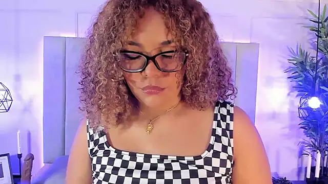 DakotaHarrison online show from May 2026 12:42:01 PM