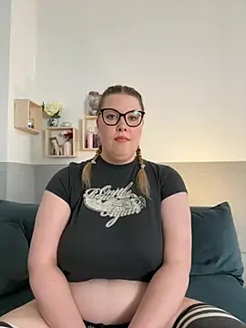 MaschaMangold online show from June 2026 11:41:01 AM