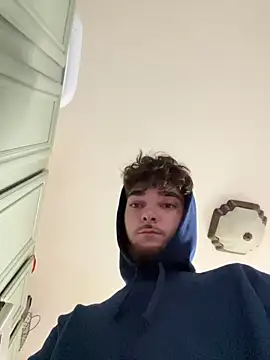 dommydom7177 online show from April 2026 09:32:02 PM