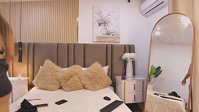 JonesDiaz online show from March 2026 12:50:02 PM